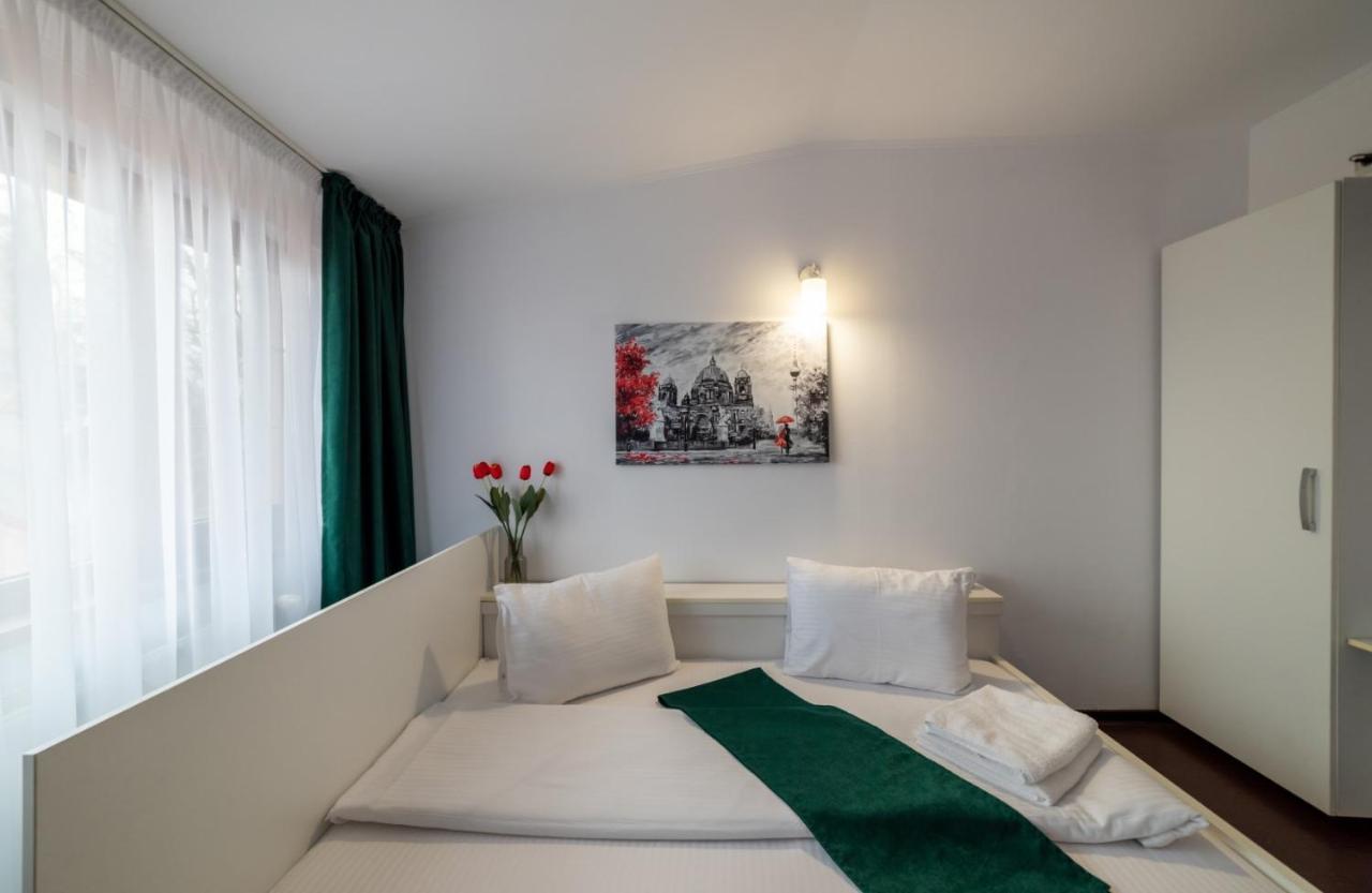 Escala Rooms Ghimbav Eksteriør bilde